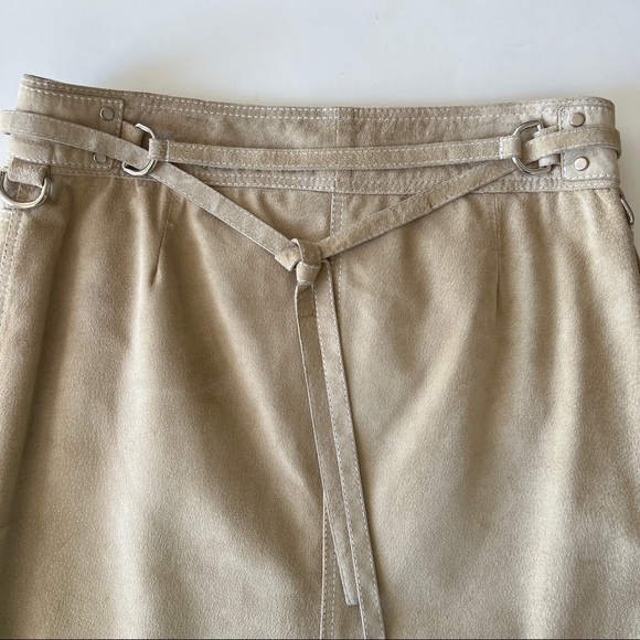 Dolce & Gabbana Tan Suede D&G Silver Buckle Logo Boho Short Mini Skirt - Picture 6 of 13